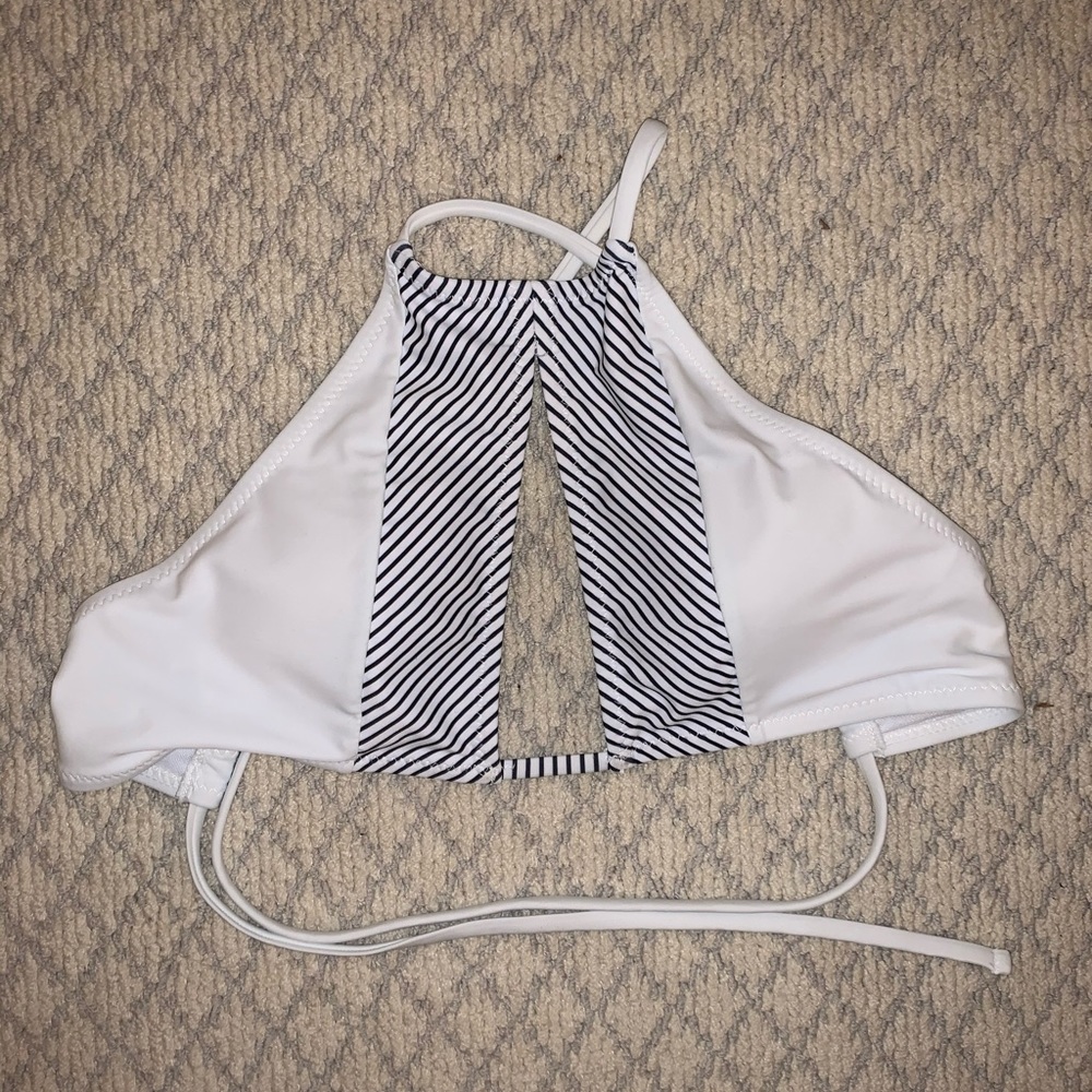 Halter bikini top